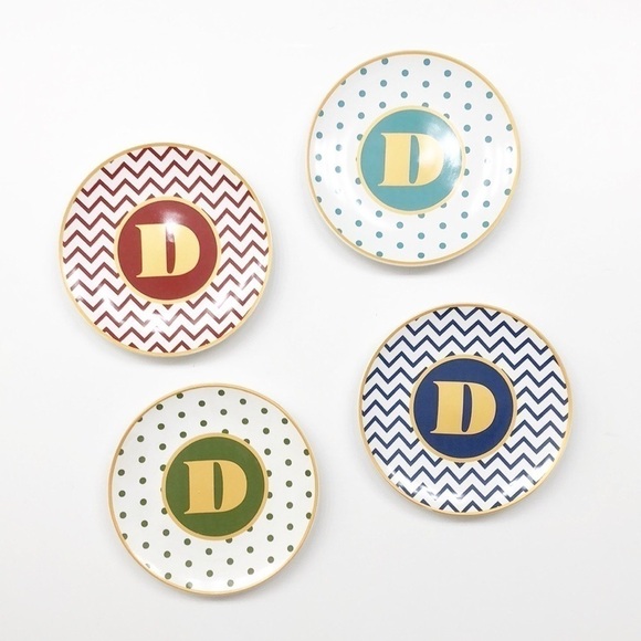Target Monogram Letter D decorative appetizer plates - set of 4 - Picture 2 of 4